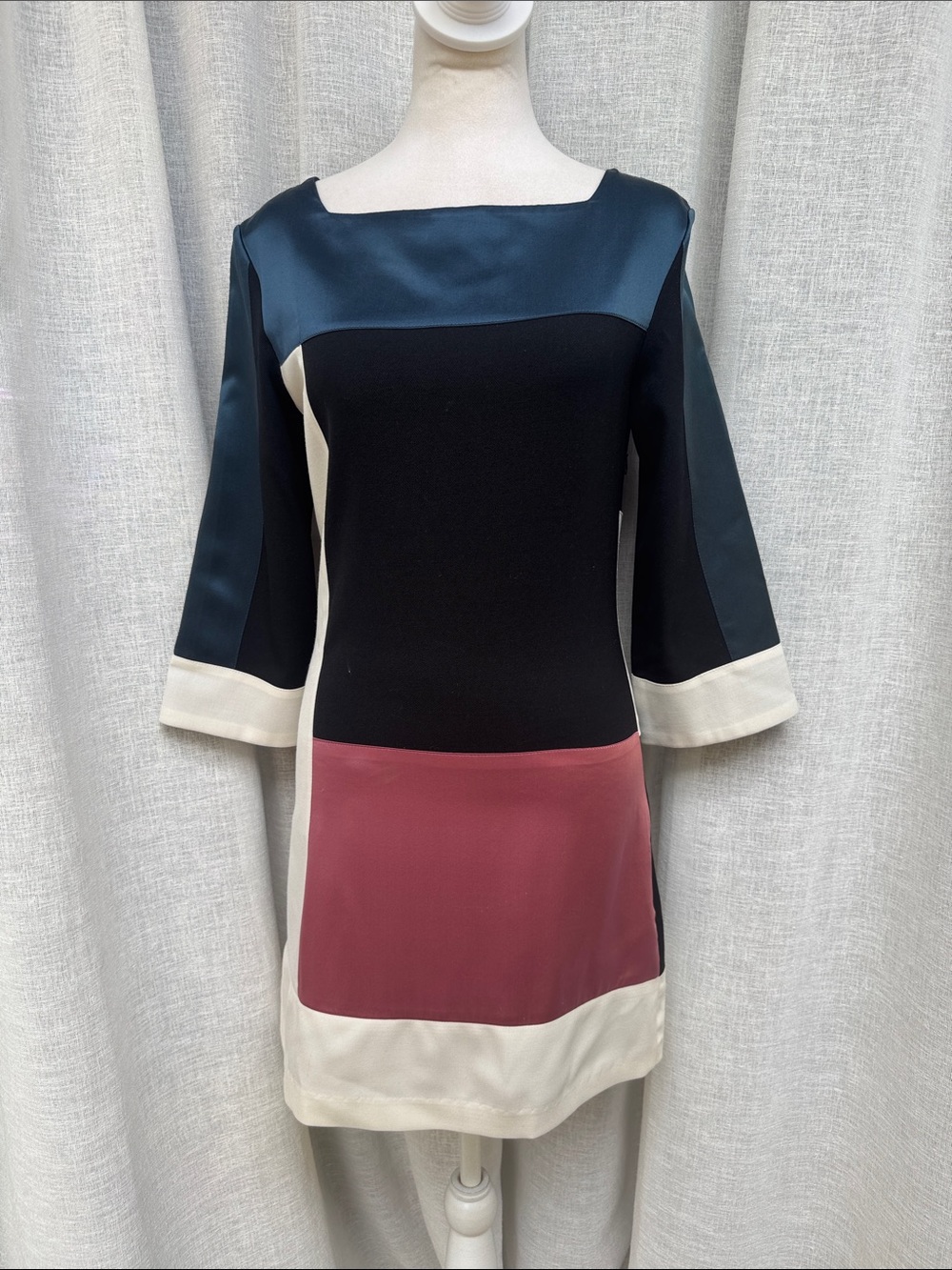 Abaete color block shift dress 3/4 sleeves geometric black mauve blue off white